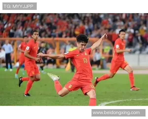 足球明星的奋斗历程与对年轻一代的激励作用探讨 足球明星的奋斗历程与对年轻一代的激励作用探讨